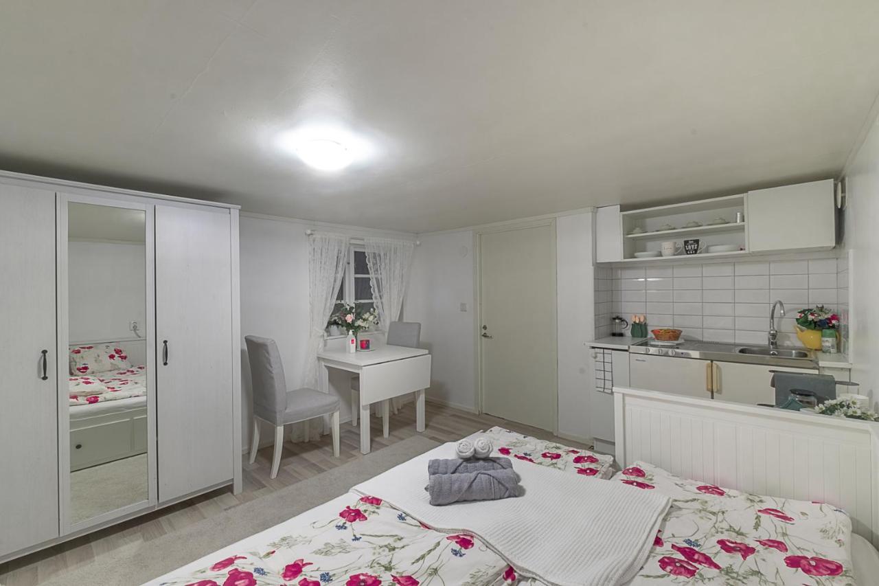 Skogsstuga I Bassholma Villa Munka-Ljungby Exterior foto