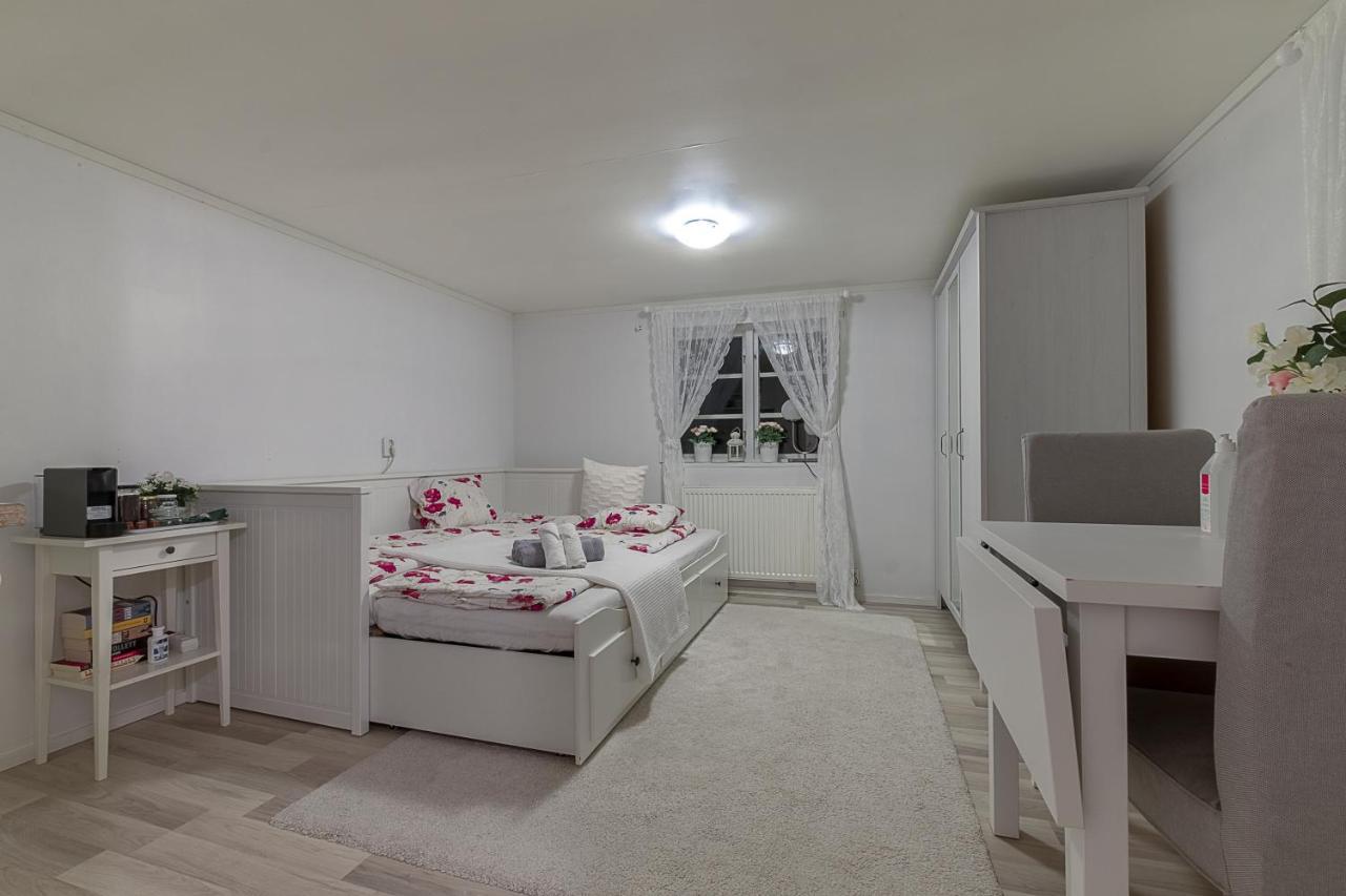 Skogsstuga I Bassholma Villa Munka-Ljungby Exterior foto